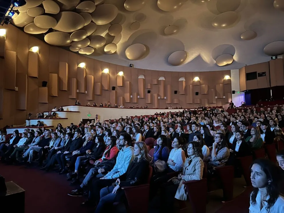 La UNMdP entregó diplomas a los médicos graduados el pasado 8 de diciembre 