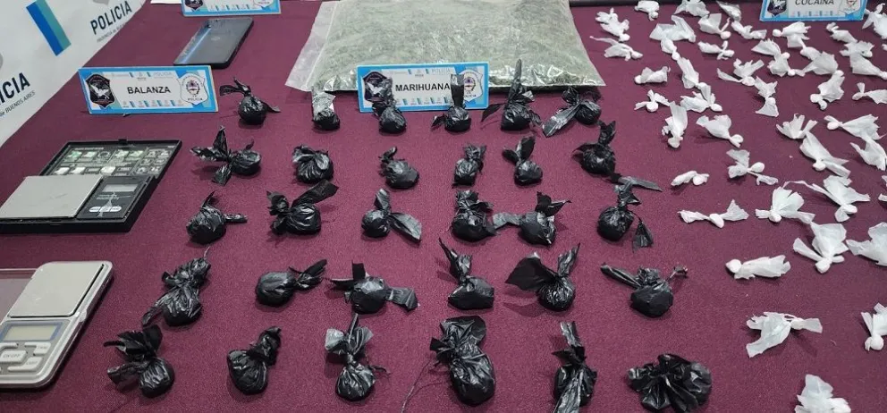 Dos aprehendidos por venta de drogas tras allanamientos en el Barrio Nuevo Golf