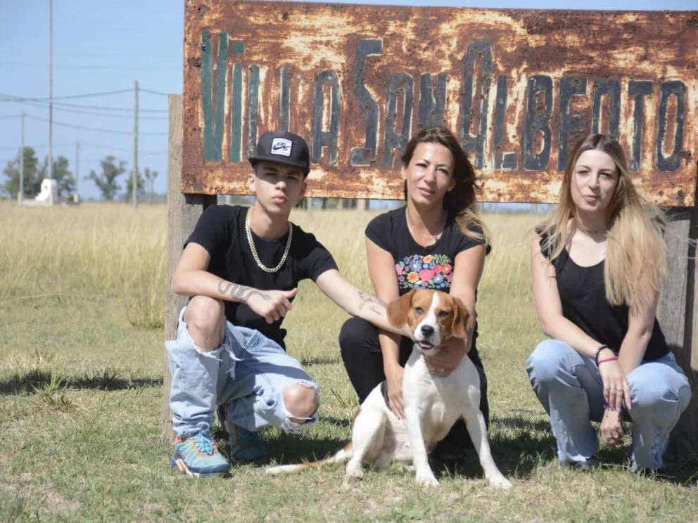 Villa San Alberto: la increíble historia de la familia que se compró un pueblo