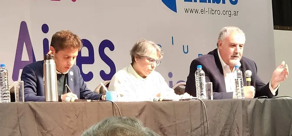 Kicillof anunció en la Feria del Libro la reactivación de obras en Universidades que se encuentran en territorio provincial