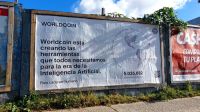 Worldcoin inició una campaña publicitaria en Mar del Plata a pesar de su imputación