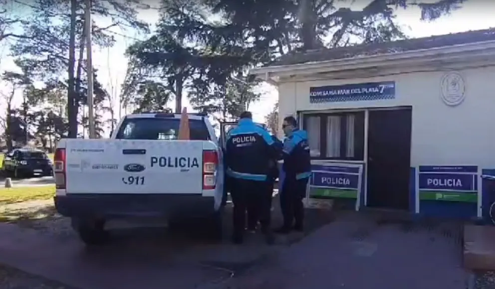 Intentó robar alcohol en Carrefour, pero lo detuvieron a la salida