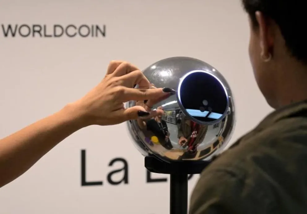 Exigen que el Municipio se implique en la investigación a Worldcoin