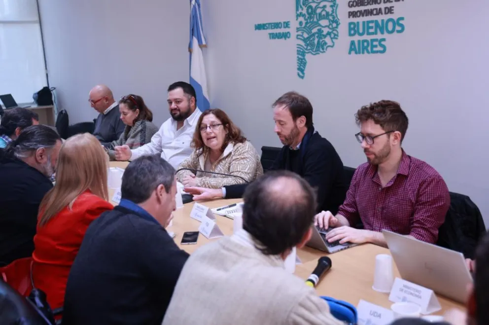 La Provincia le ofreció a los docentes un aumento salarial del 7,5% en mayo