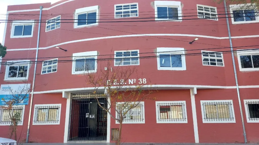 La Secundaria Nº38 que ya funciona en el nuevo edificio, ahora no tiene calefacción