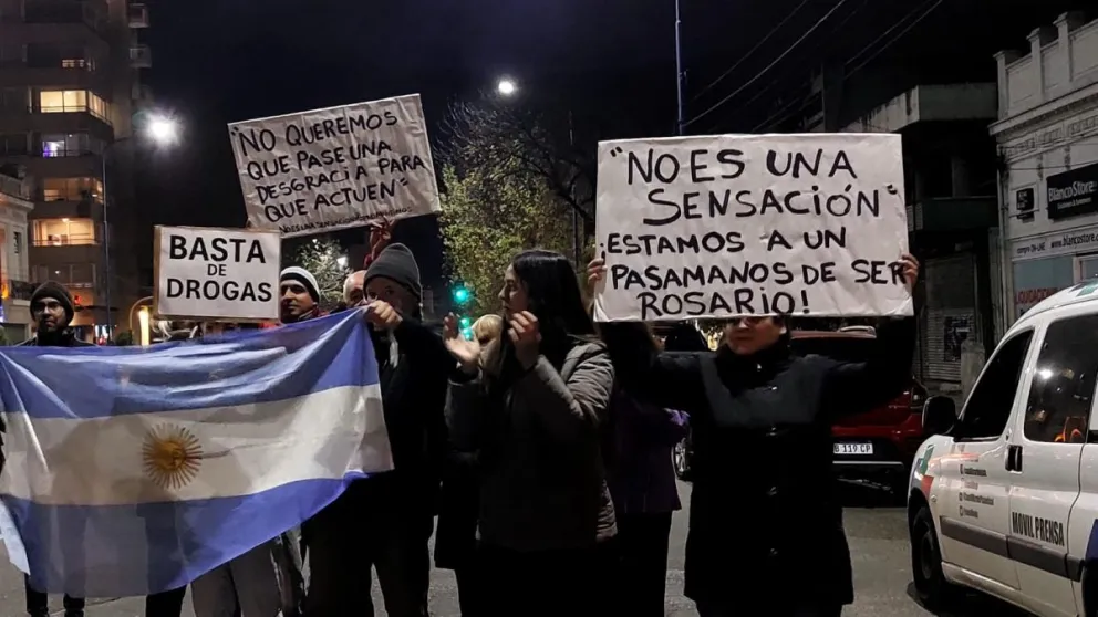 Vecinos de la Plaza Rocha se manifestaron en contra del narcomenudeo y la inseguridad