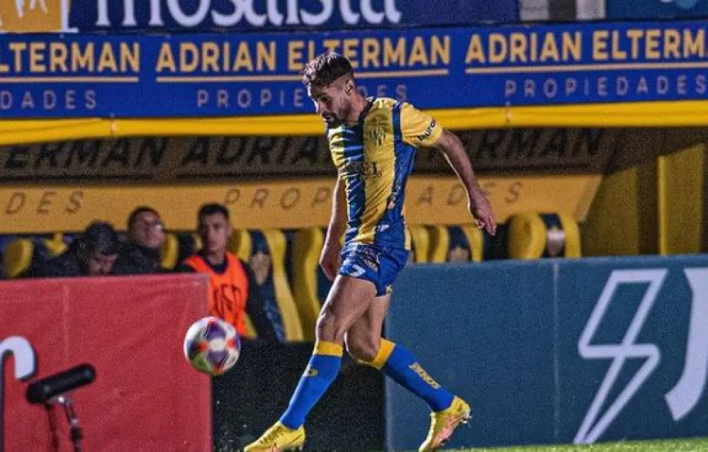 Diego Becker es el primer refuerzo de Alvarado