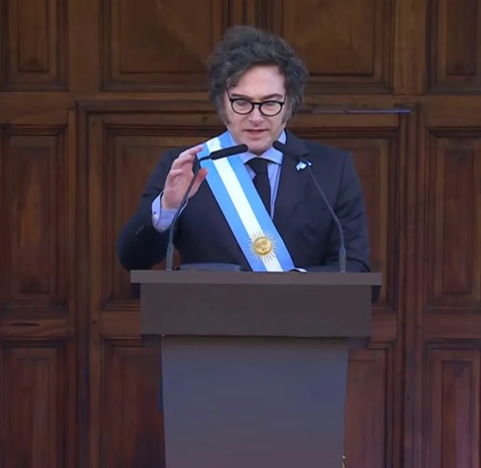 Milei encabezó el acto nacional por el 25 de mayo en Córdoba