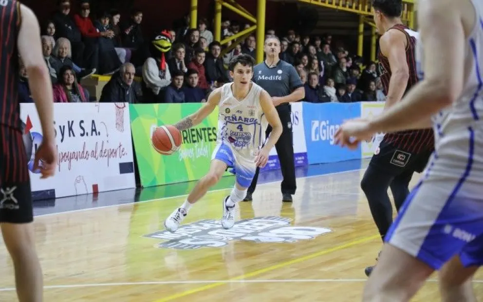 San Martín venció a Peñarol y se adelantó en la serie