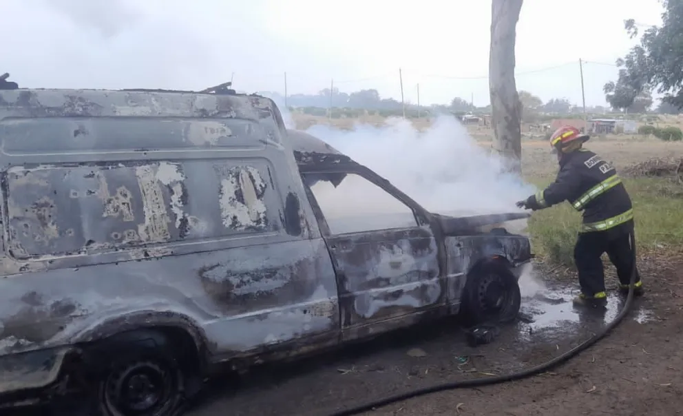 Se incendió un vehículo en la zona sur de Mar del Plata