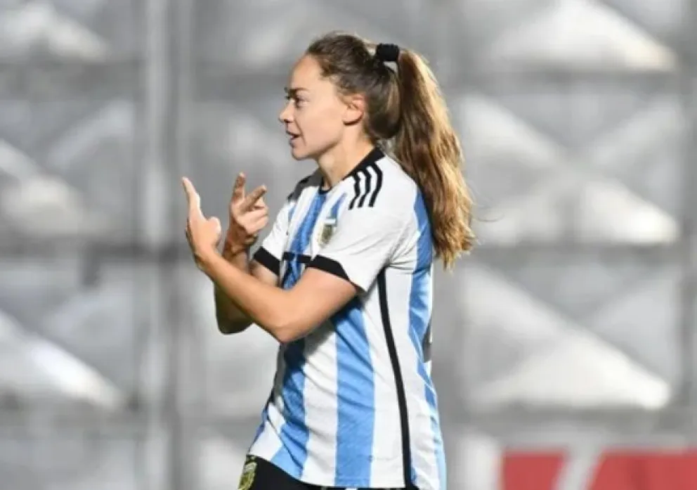 Tensión en el fútbol femenino: AFA desmintió a Banini