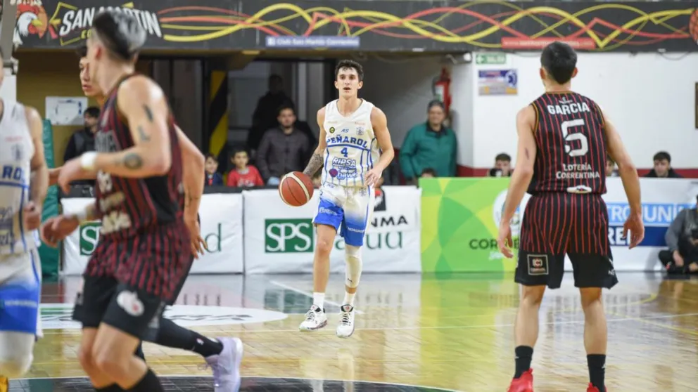 Peñarol venció a San Martín e igualó la serie