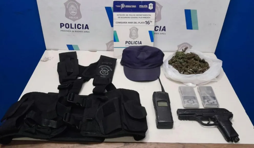 Lo allanaron por amenazas y le encontraron un arma, marihuana y un handy policial
