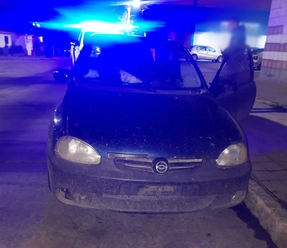 En control vehicular recuperan automóvil que había sido robado el pasado lunes