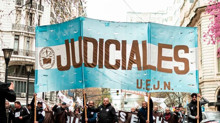 Judiciales mantienen un paro nacional de 24 horas por un conflicto ...
