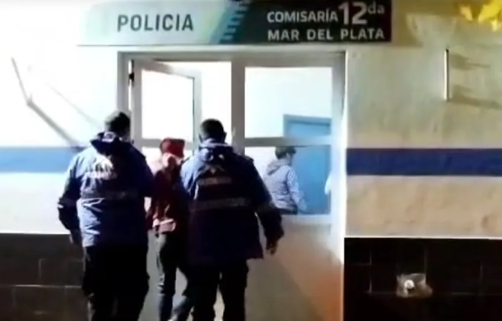 Detienen a sujeto con pedido de captura cuando intentaba robar cables de fibra óptica