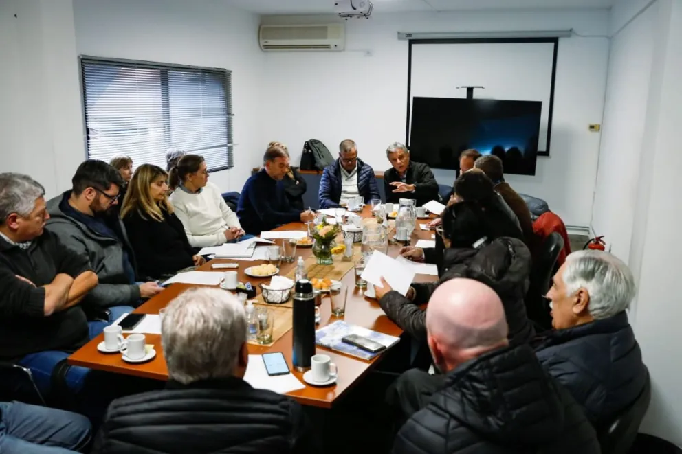 Pulti y el sector pesquero local se unen por el futuro de la pesca de Mar del Plata
