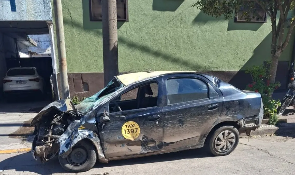 Detuvieron a los responsables de robar y chocar un taxi | Infobrisas