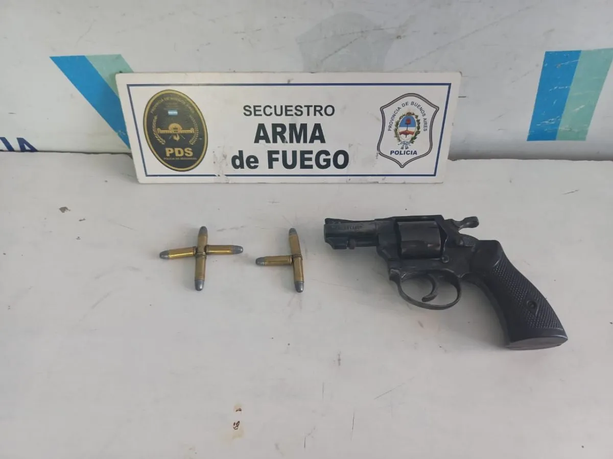 Detienen a un hombre tras amenazar a su ex pareja y secuestran un arma ...