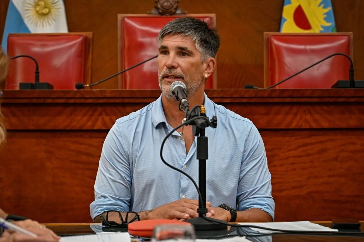 Diego García: el ticket de colectivo sí rompe el bolsillo