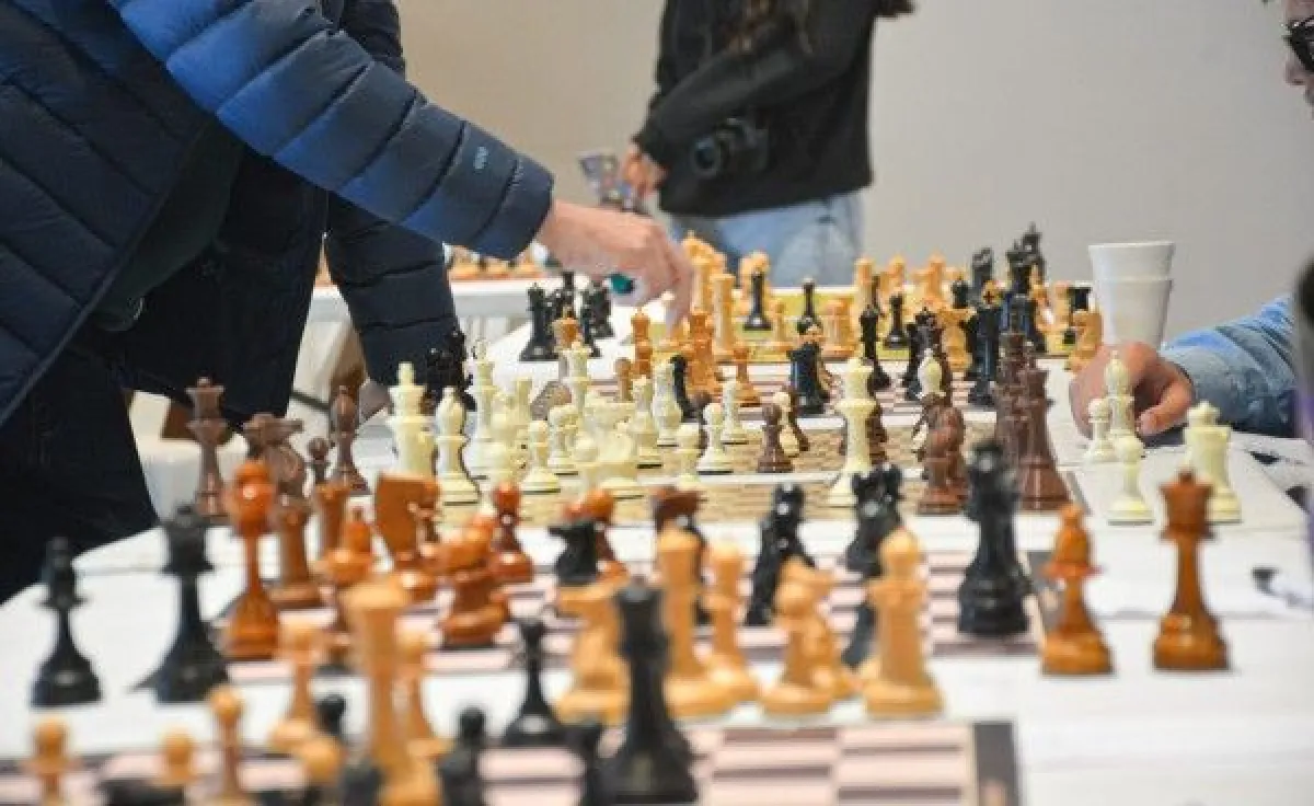 Más de 180 jugadores compiten en el 55° Torneo Internacional de Ajedrez ...