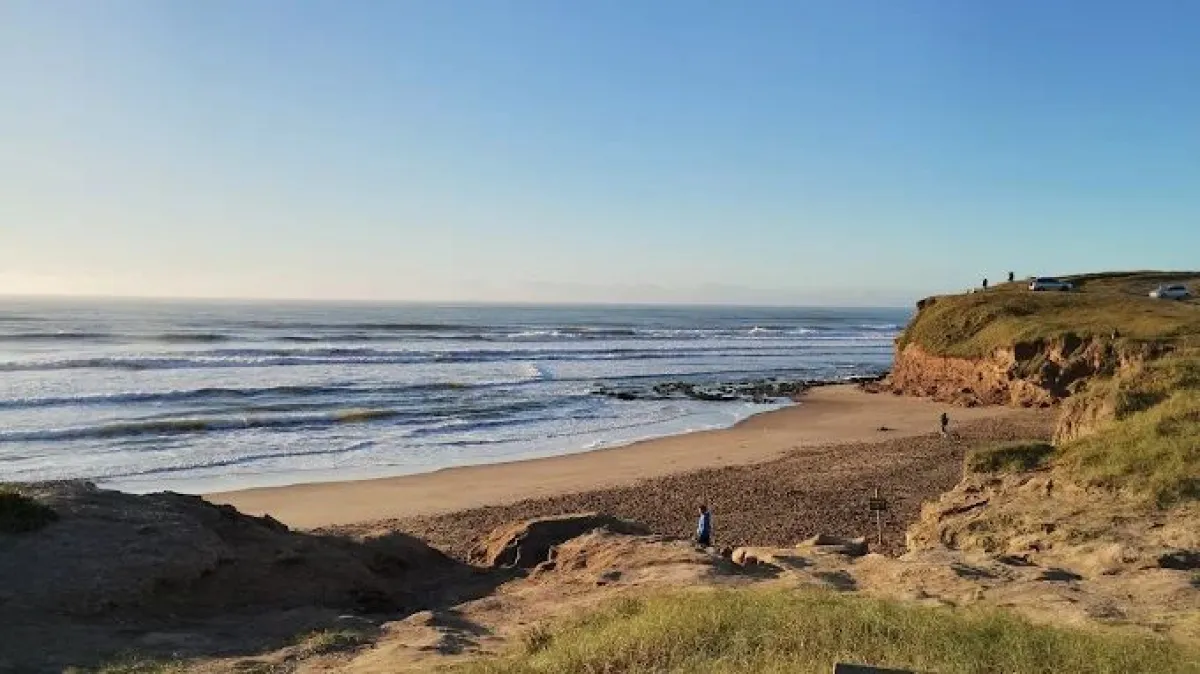 Playa Redonda: ¿un lugar para cuidar o para explotar?