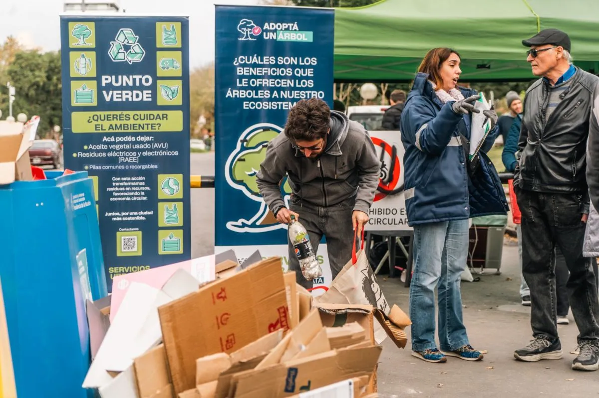 ¿Espalda de Messi o plantar un árbol? Reciclaje cool en MDP