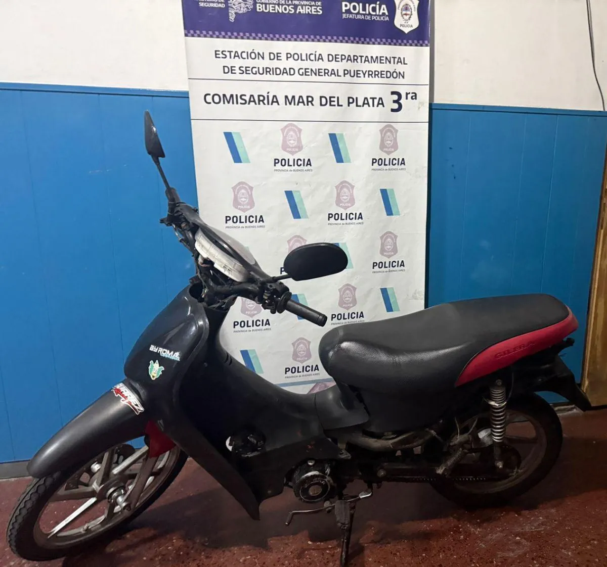 Moto sin patente y robo frustrado: caos en Colinas