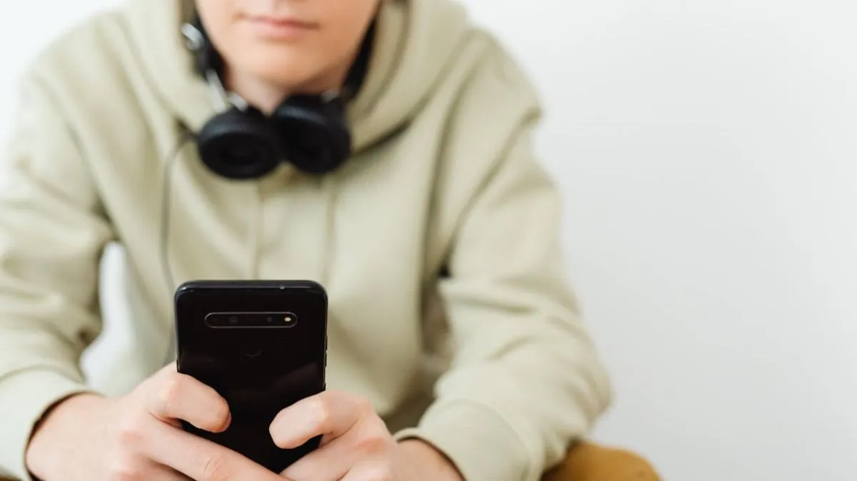 Publicidad online y apuestas: el oscuro gancho hacia pibes