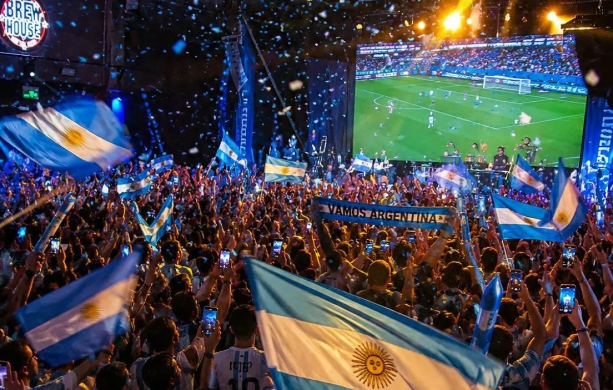 Tribuna mundialista gratis en MDP: ¡aguante la Scaloneta!
