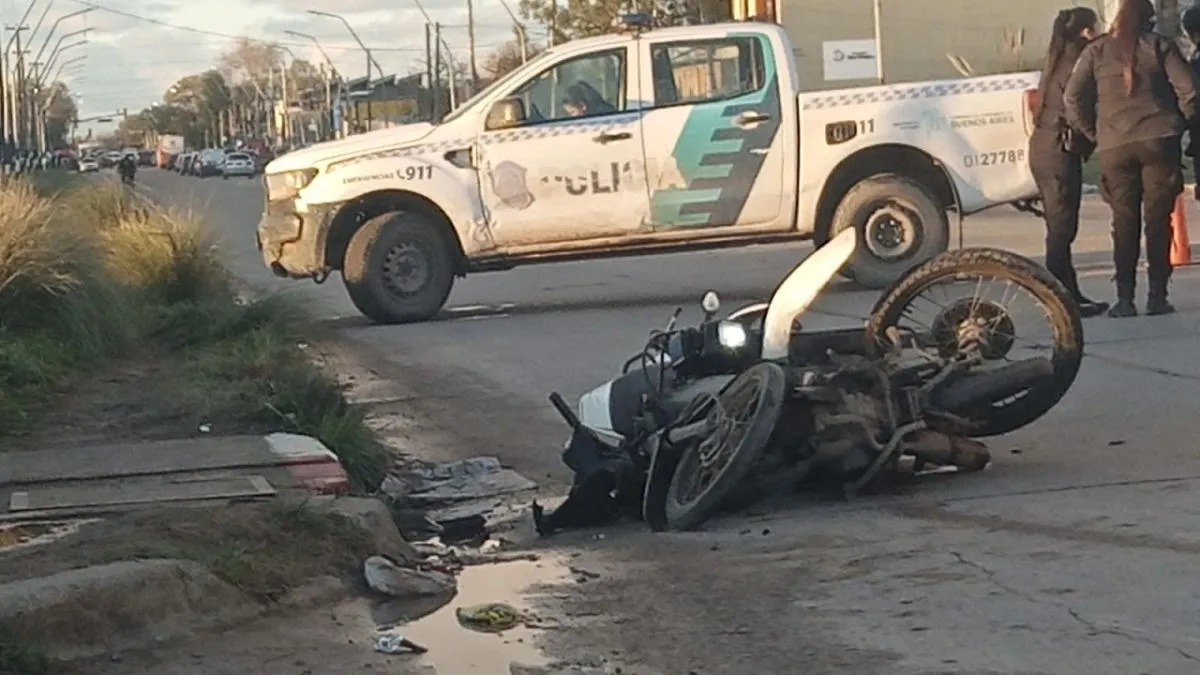 Dos motos se abrazan en Polonia y Tripulantes del Fournier