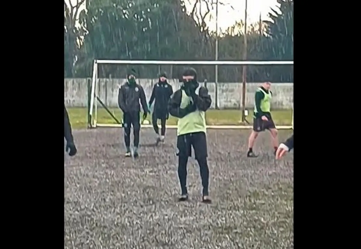 ¡Entrenamiento bajo cero! Kimberley se planta bajo la nieve