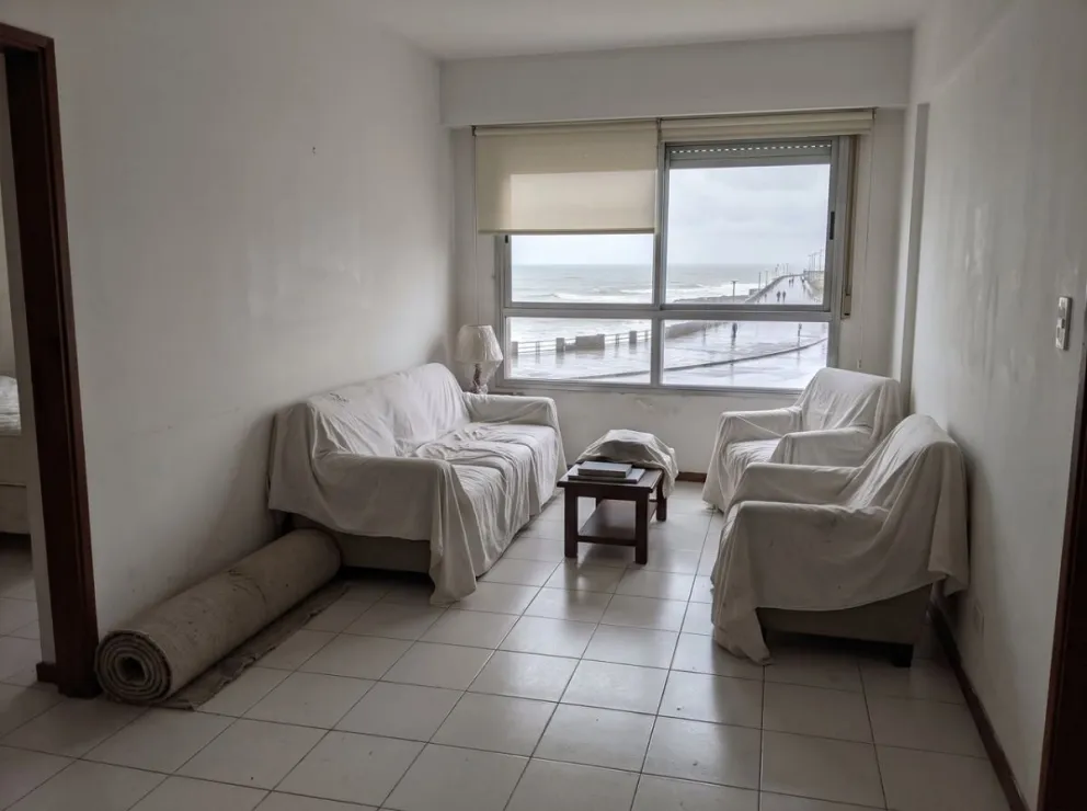 Después de un invierno con la casa cerrada, el sillón es lo primero que pide atención. La Tapicería Mar del Plata lo retira y lo devuelve sin costo.